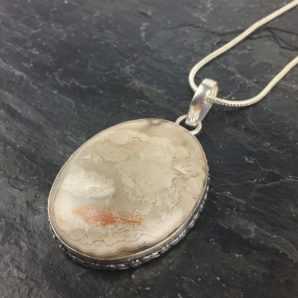 Crazy Lace Agate Stone Pendant Necklace - Picture 5 of 10
